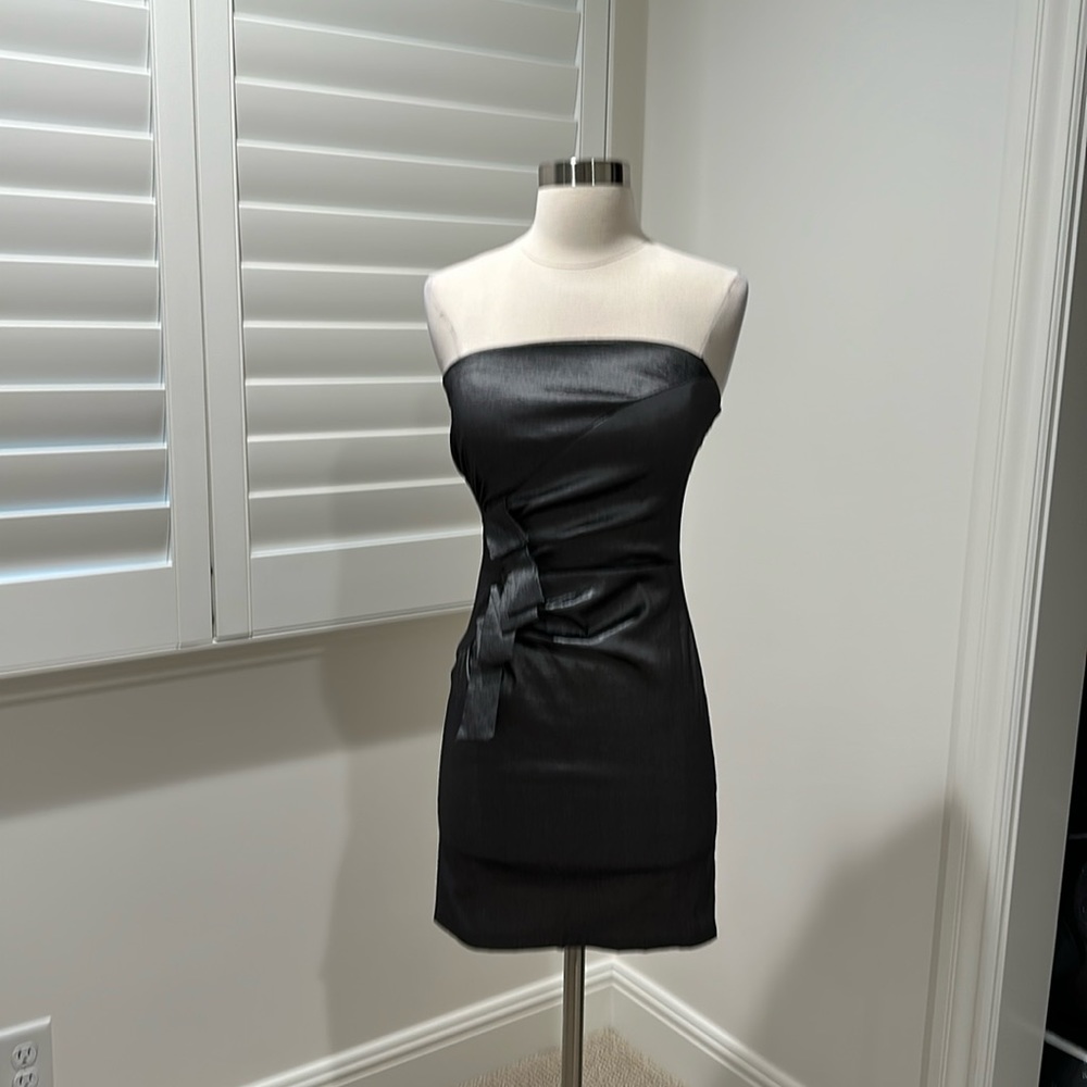 XS/S Windsor stretchy mini silver dress